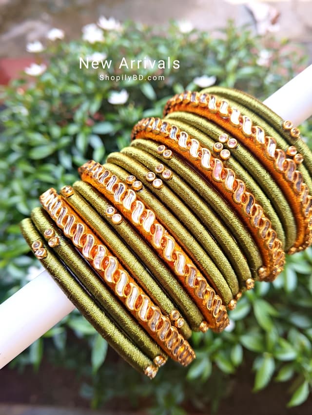 Premium Handmade Bangle (চুড়ি)